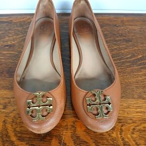 Tory Burch Claire Tan Ballet Flats Sz 8 ***
